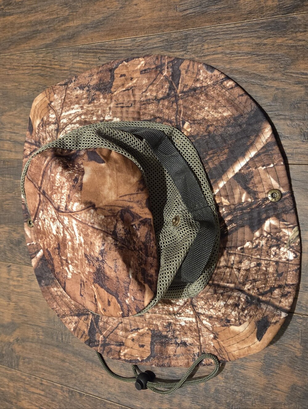 Camouflage Mesh Hat W/ Side Snaps Great For Fishing Hunting Boating Lightweight